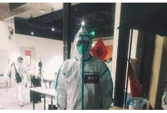 厦门抗疫，引种园人在行动——陈清智同志机场抗疫侧记